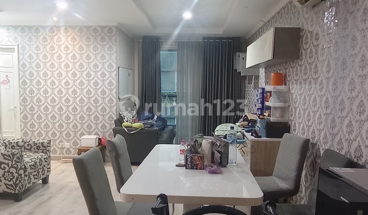 Low Floor Lyon Apartment. Moi Kelapa Gading
