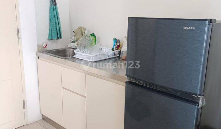Apartmen diatas Mall dengan 2 Kamar Tidur Bagus