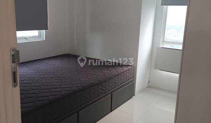 Apartmen diatas Mall dengan 2 Kamar Tidur Bagus