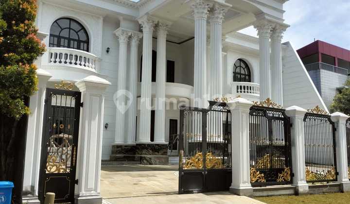 Rumah Mewah Siap Huni Private Pool View Bagus di Sentul