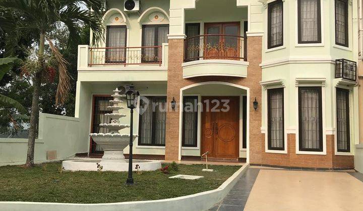 Disewakan rumah pertahun fuly furnished  1