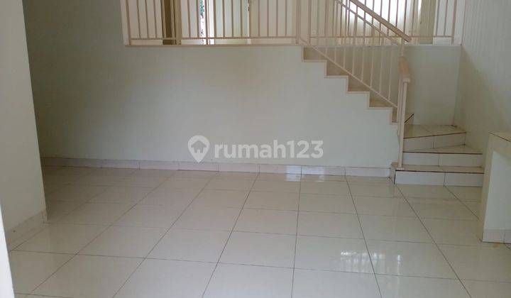 Disewakan rumah satu lantai halaman luas di sentul city  4