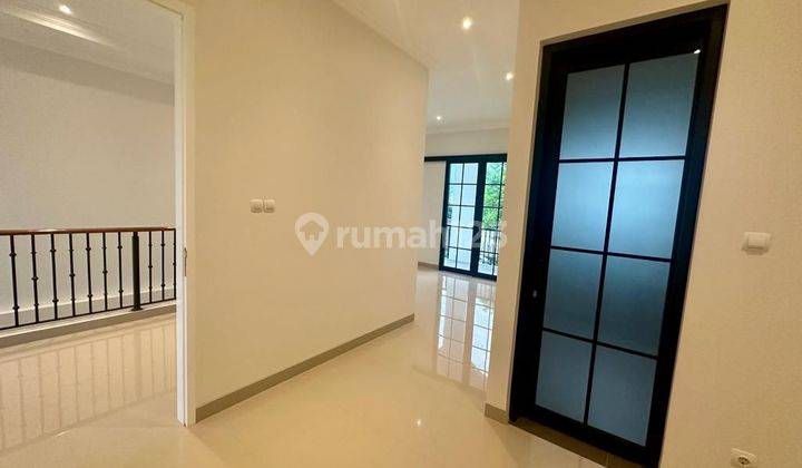 Dijual cepat rumah siap huni view bagus di sentul city  2