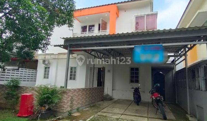 Dikontrakkan rumah dua lantai di cluster depan sentul city  2