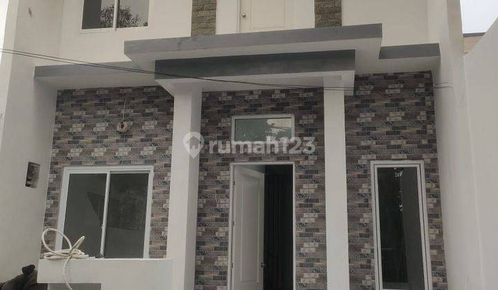 Rumah dua lantai asri aman dan nyaman di sentul city bogor  2