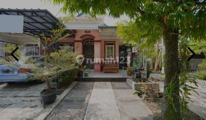 Dijual cepat rumah satu lantai halaman luas  2