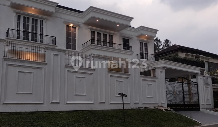 Rumah Mewah Private Pool Dan Siap Huni Posisi Hook 2