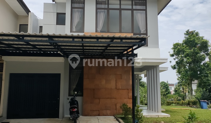Two-Story Ready-to-Occupy Hook House in Sentul City Cluster, Bogor