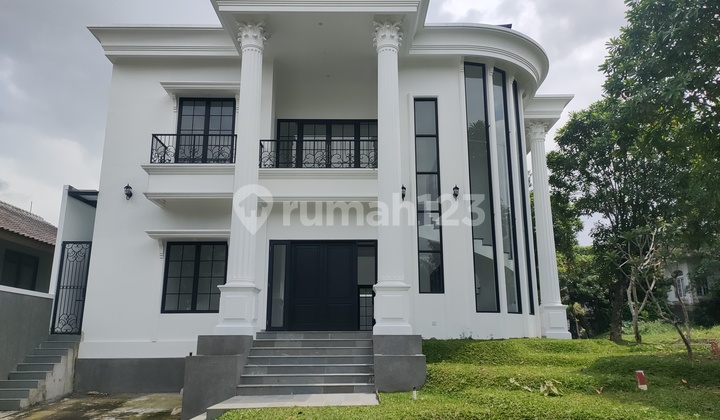 Rumah Baru Bagus Posisi Hook dan Kolam Renang