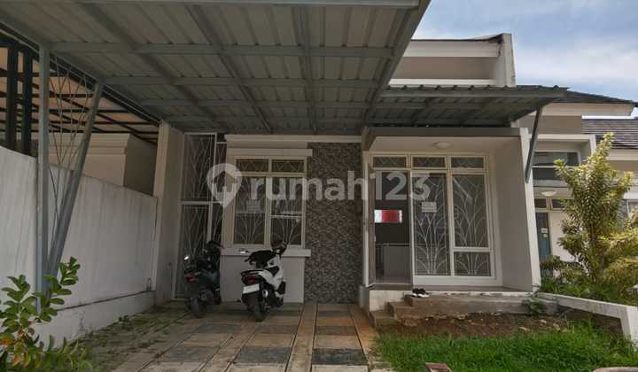 Rental House with 3 Bedrooms in Sentul City