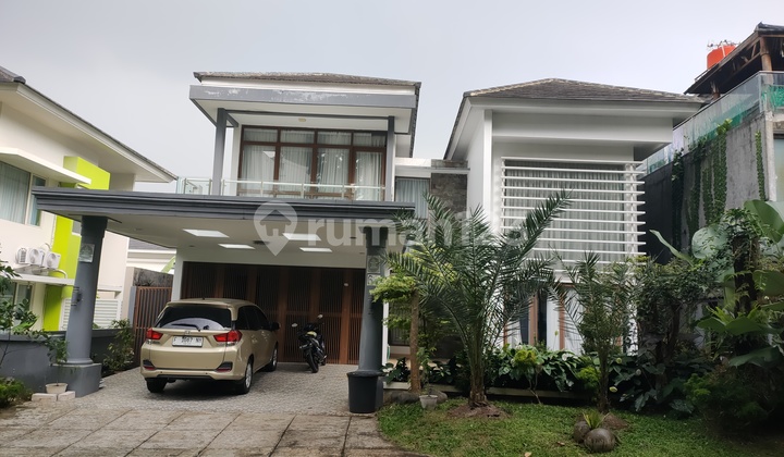 Complete Guest House with Swimming Pool Complete Guest House with Swimming Pool