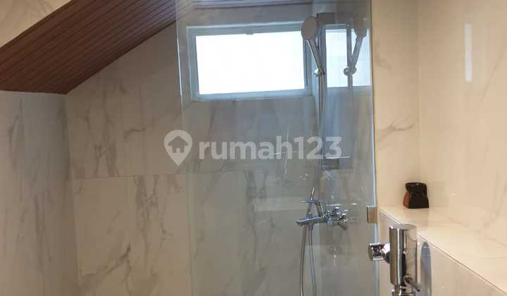 Jual Rumah Citraland Dkt Pakuwon Wbm Royal Residence Graha Natura 2