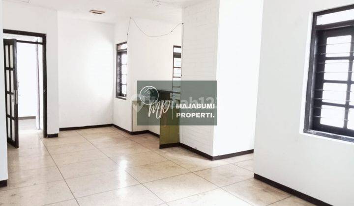 Rumah Luas Mainroad, Nyaman, Sejuk, Cocok Untuk Usaha di Cikutra 10