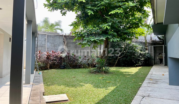 Rumah Cantik di Jual di Bintaro Jakarta Selatan Bagus 2