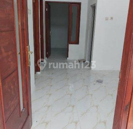 Rumah Bagus Unfurnished SHM di Pamulang, Tangerang Selatan 2