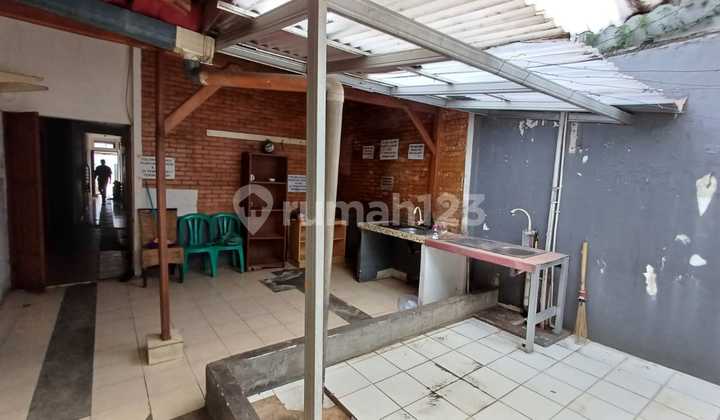 House + Strategic Boarding House in Mampang Prapatan 2