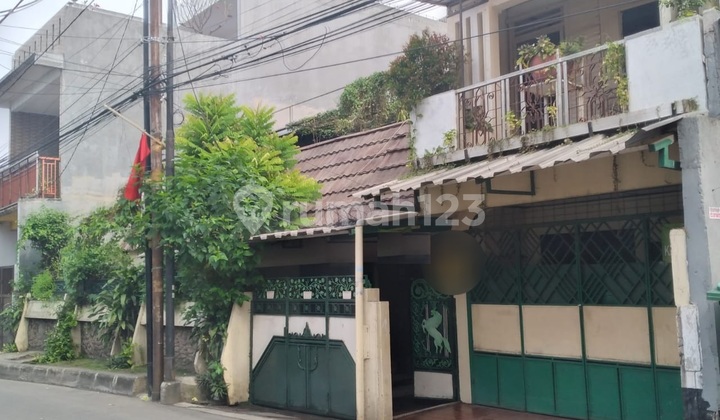 RUMAH STRATEGIS COCOK UNTUK KOST DEKAT RS SILOAM MAMPANG PRAPATAN JAKARTA