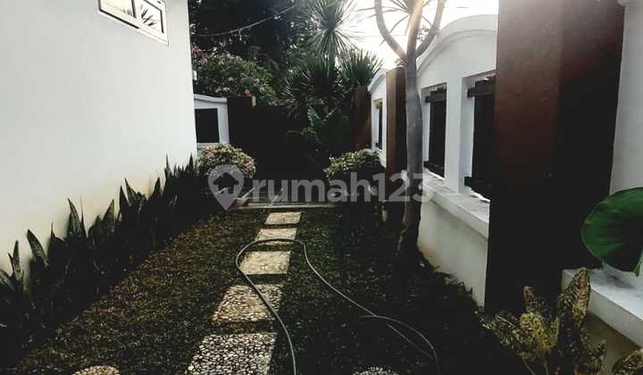 Dijual Cepat Rumah dalam Komplek HOOK di Jatiwaringin  Jakarta Timur - bebas banjir 
