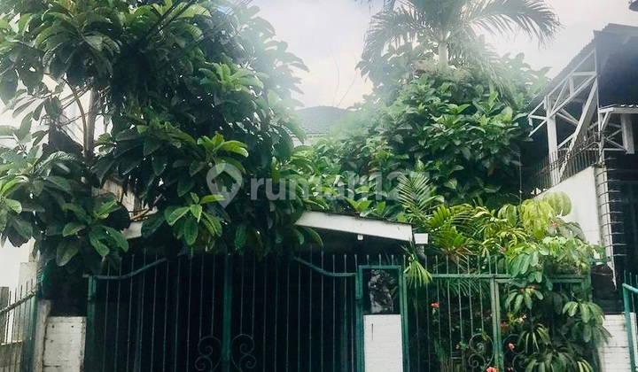 Rumah di Lokasi Komersil Cocok Untuk Bisnis di Senen Jakarta Pusat 2