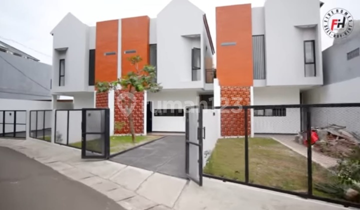 Rumah Desain Modern hanya tinggal 1 unit Super Strategis 3 menit ke Toll Tanah Kusir - Harga Murah tapi bukan Murahan