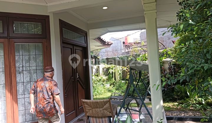 Rumah Taman Hook Strategis Depsos Veteran Jakarta - Harga Murah 2