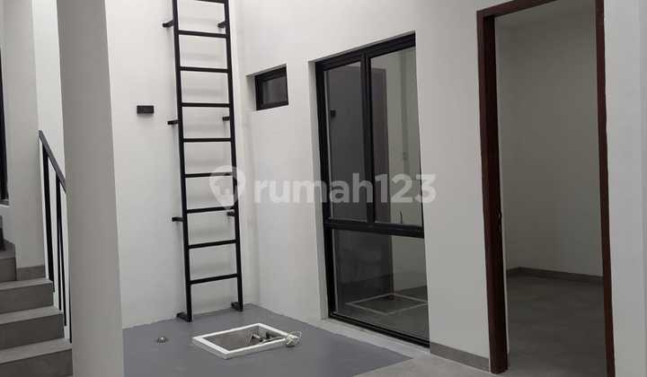 Rumah Mewah Classik di Bintaro Jaya Sektor 9 - Harga murah 2