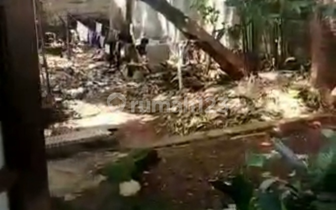 Affordable Commercial House Suitable for Business on Pesanggrahan Main Road 2