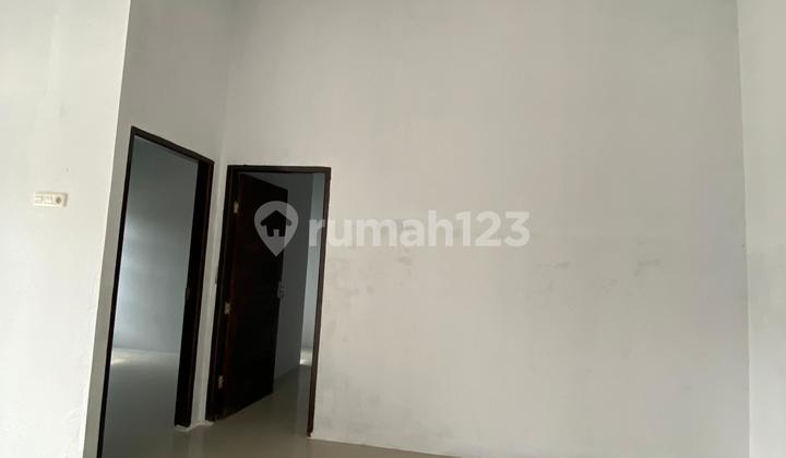 Rumah dengan Model Kekinian Type 48 di Jalan Hangtuah  2