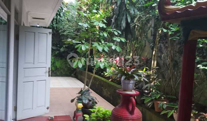 Ciawi Two-Story House Ready to Use Comfortable and Quiet Location. 2