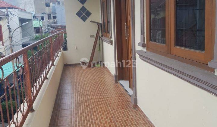 Cideng  Cepattt Rumah Siap Huni Ada Carport