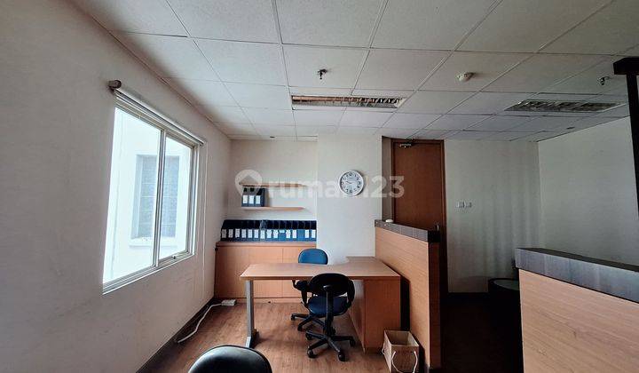 Office Space No Gage, Dekat ke MH Thamrin