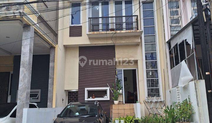 Arcadia Rumah Renovasi 2,5 Lantai 1