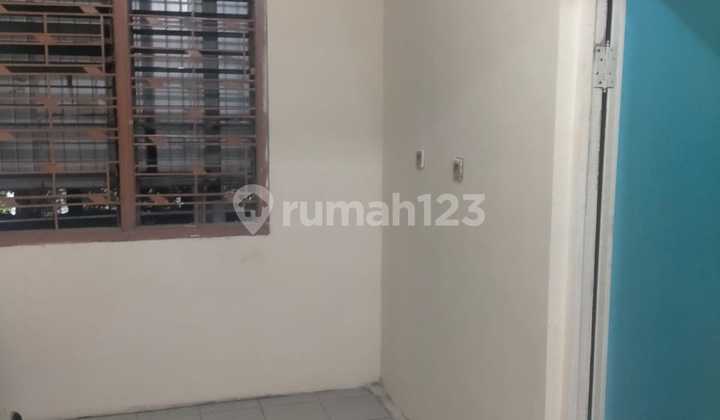 Glodok Rumah Lama <100 Meter Dari Jalan Gajah Mada 2