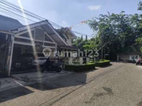Bintaro Rumah Huk Lingkungan Nyaman