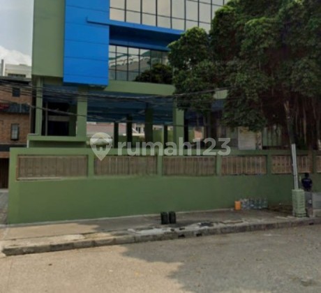 Sunrise Garden Hadap Jalan Panjang Gedung Baru Parkir Banyak Sunrise Garden Hadap Jalan Panjang Gedung Baru Parkir Banyak