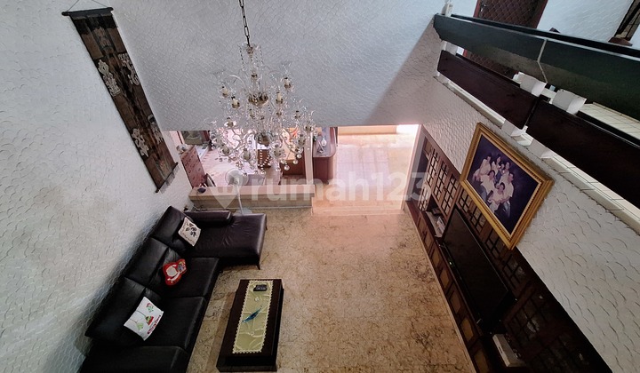 Tanjung Duren Rumah Design Arsitek di Lokasi Strategis