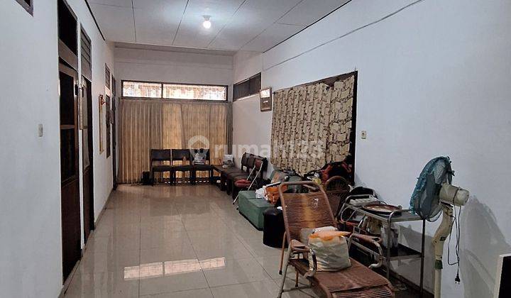 Petojo Rumah Second  Lebar 8 Meter