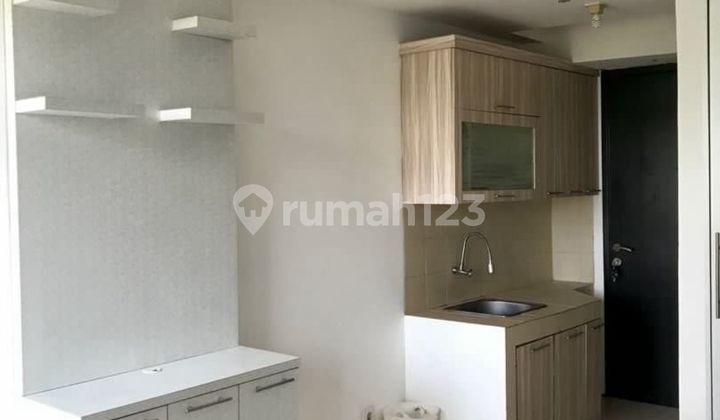 Belmont Low Floor Studio Type Ready to Occupy