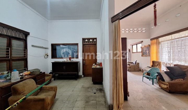 Petojo Rumah Lama Kondisi Baik Akses Mudah 2