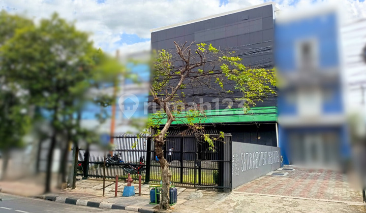 Cawang Gedung Di Jalan Raya Jual Cepat