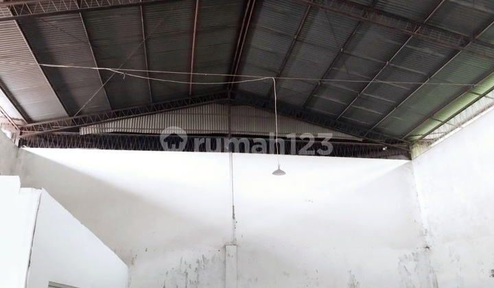 Kompleks Gudang Arteri 1