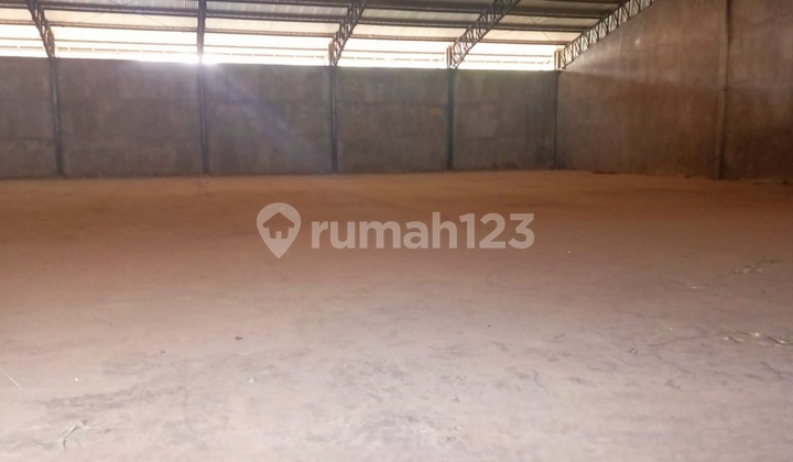 Tugu Tambakaji Warehouse 2