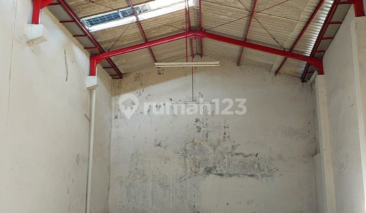 Good 2-Story Shop House in the City Center 1