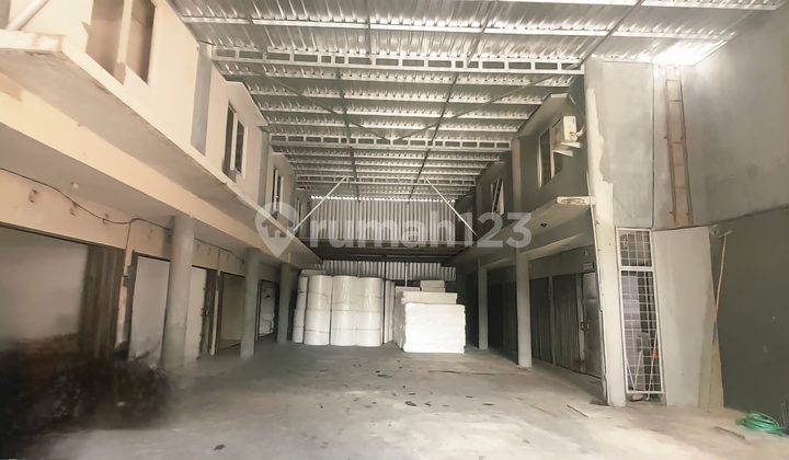 Gudang & Ruko Puspowarno 2