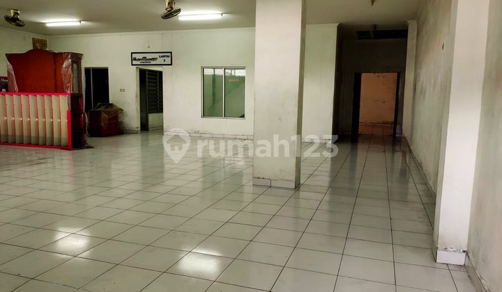 Good 2-Story Shop House in the City Center 2