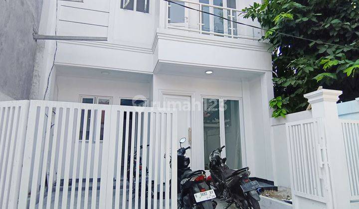 Dijual Rumah baru 2,5 Lantai di Komplek Dki pondok Kelapa Jaktim 1