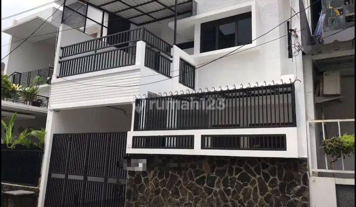 Dijual Rumah bagus siap Huni di Rawangun jakarta timur 1