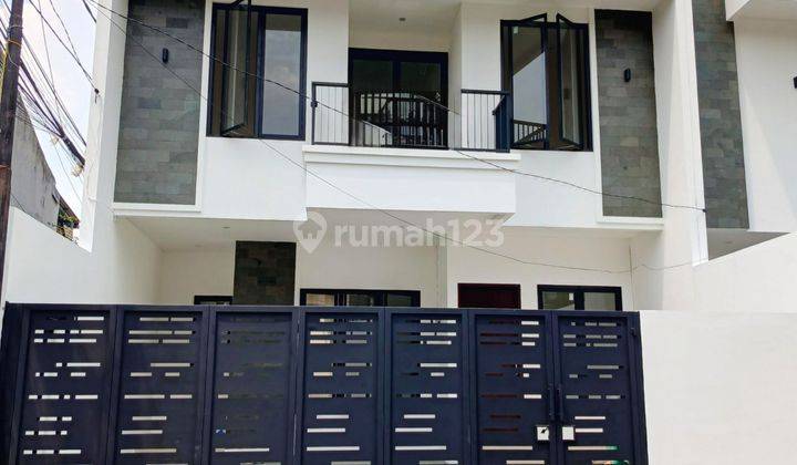 Dijual Rumah Siap Huni  2 Lantai di Kalibata Jakarta selatan  1