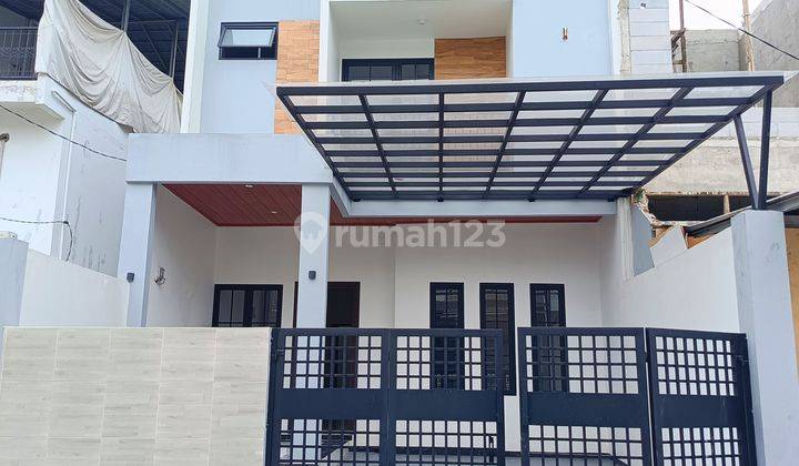 Dijual Rumah baru 2 Lantai dalam Komplek di Bintara Bekasi 1