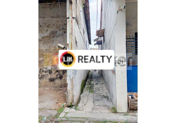 Warehouse in Kalikupang, Kranggan, Semarang 2